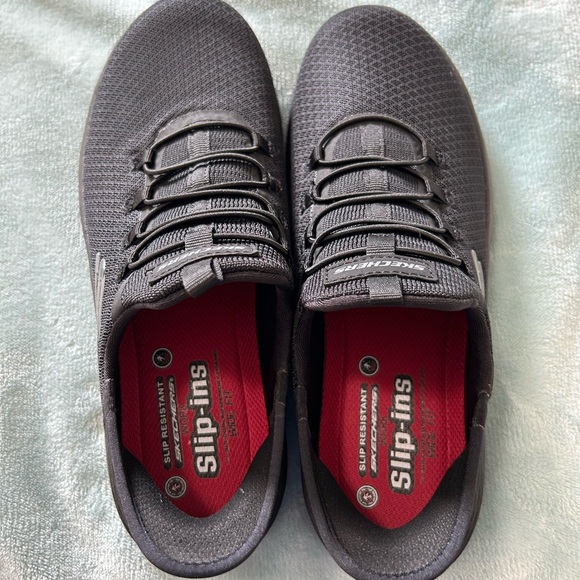 Brand new Sketcher Slip in Shoes - Picture 3 of 5